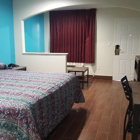 Moonlight Inn & Suites Jersey Village Habitación foto